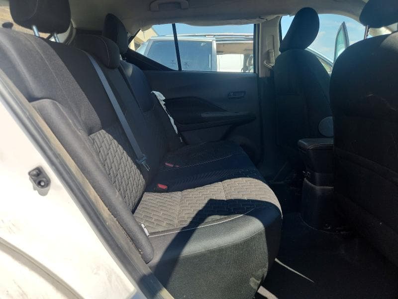 2021 NISSAN KICKS S 10