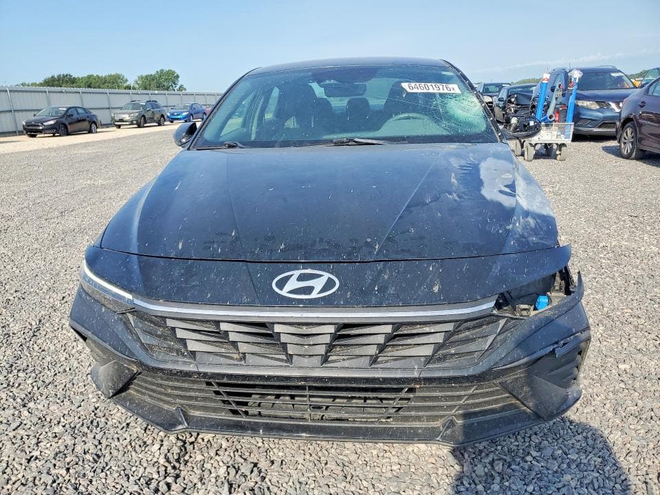 2024 HYUNDAI ELANTRA SEL 5