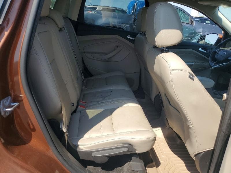 2017 FORD ESCAPE SE 11