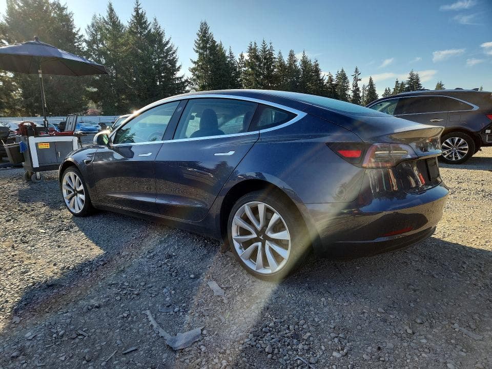 2020 TESLA MODEL 3 2