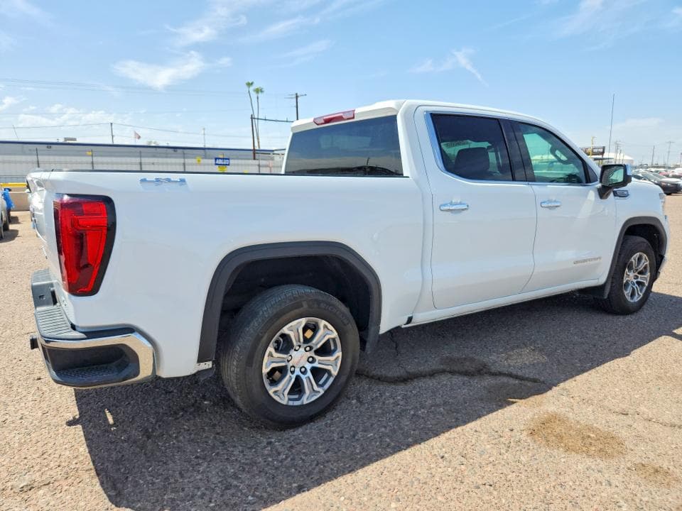 2025 GMC SIERRA K1500 SLT 3