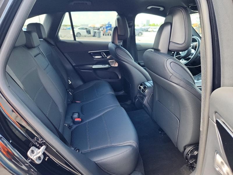 2025 MERCEDES-BENZ GLC 300 11