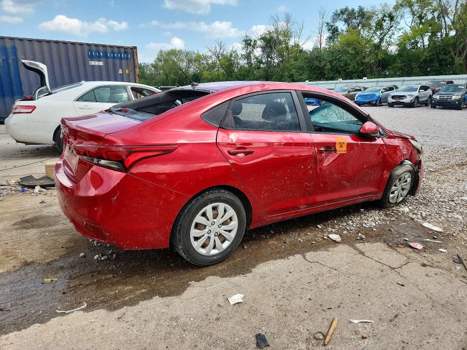 2018 HYUNDAI ACCENT SE 3