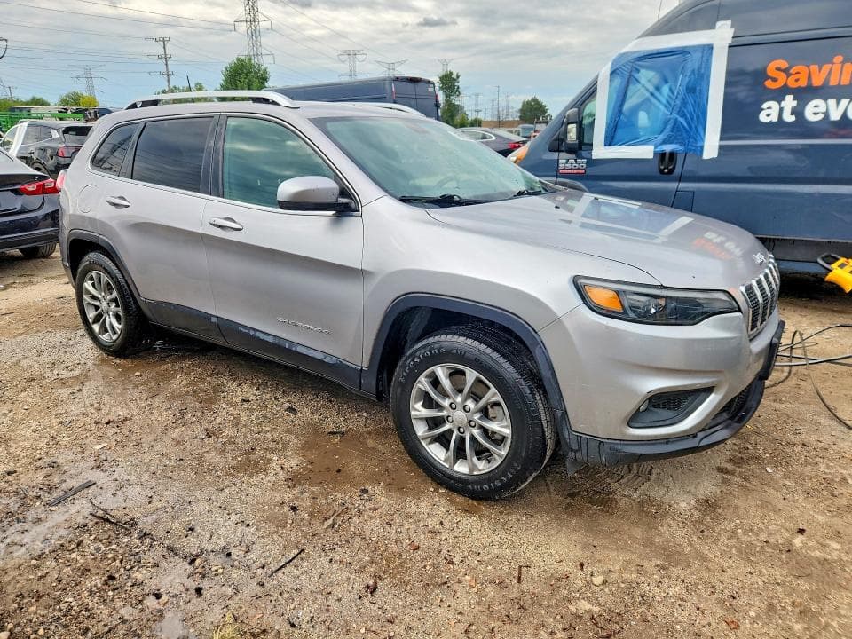 2019 JEEP CHEROKEE LATITUDE PLUS 4