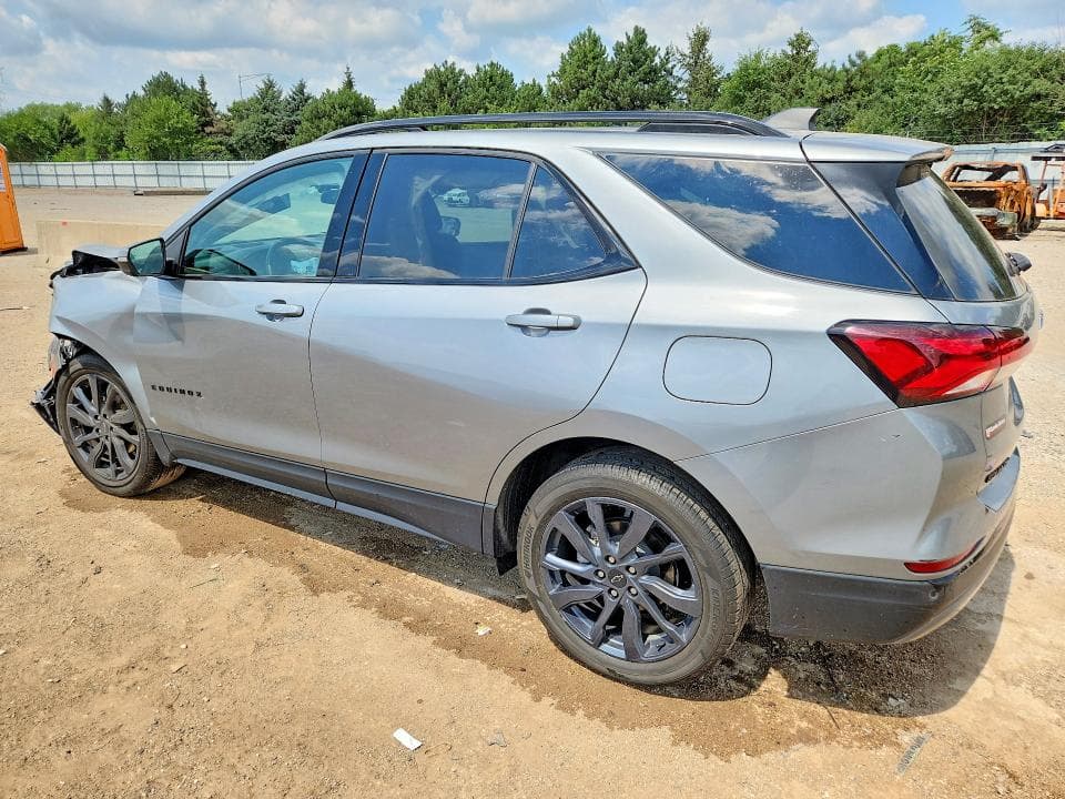 2024 CHEVROLET EQUINOX RS 2