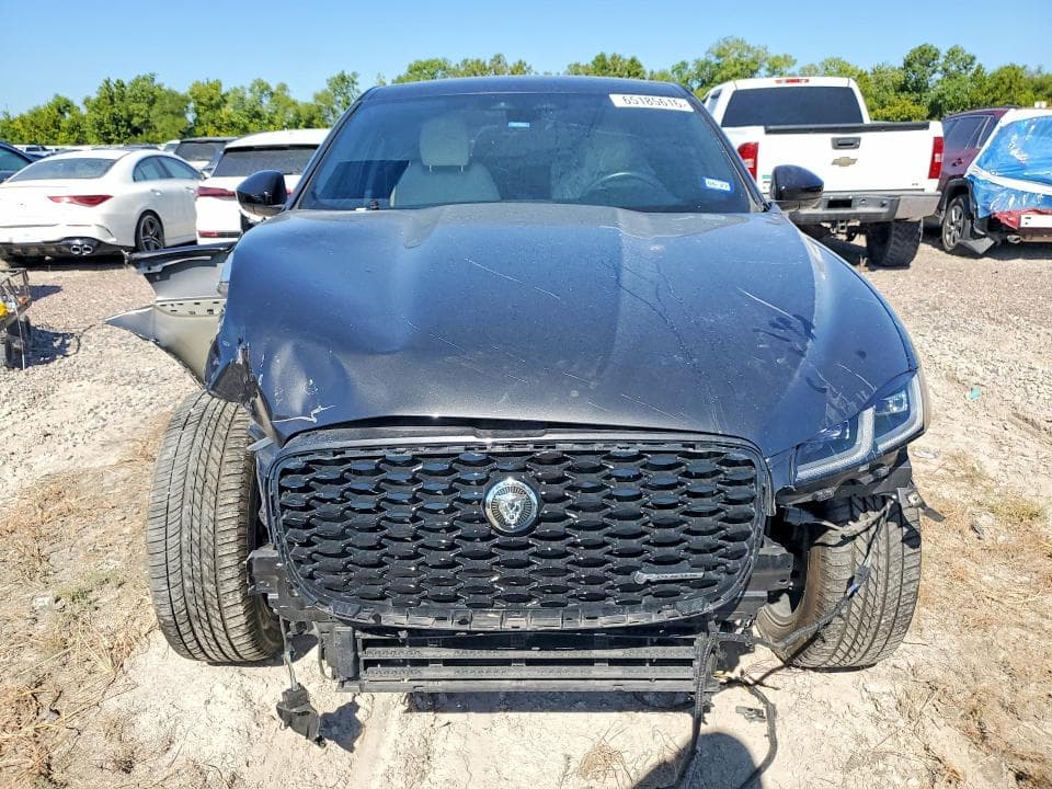 2025 JAGUAR F-PACE R-DYNAMIC S 5