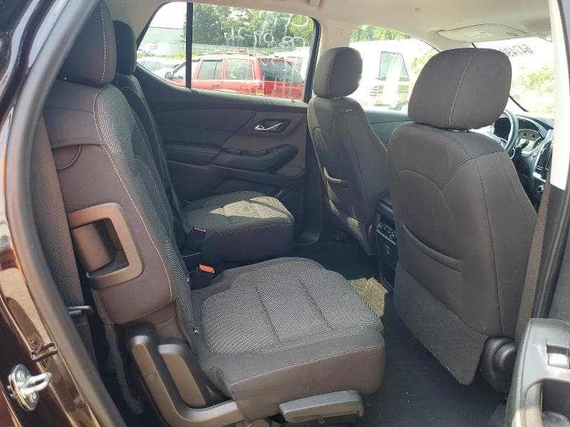 2021 CHEVROLET TRAVERSE LT 11
