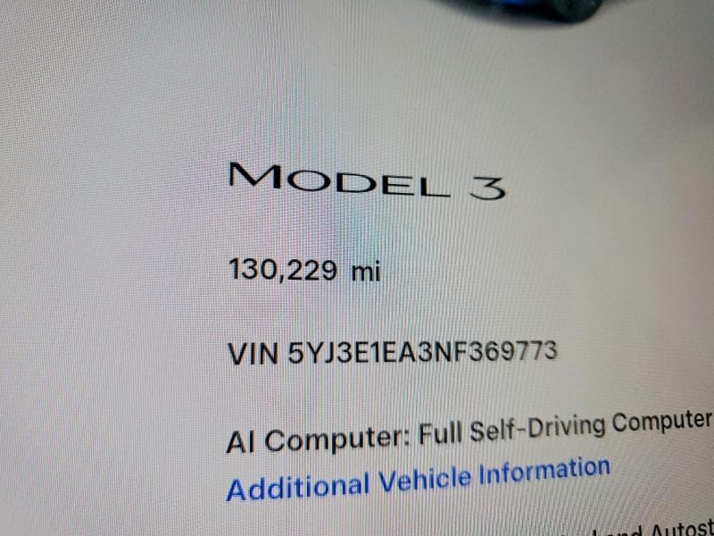 2022 TESLA MODEL 3 9
