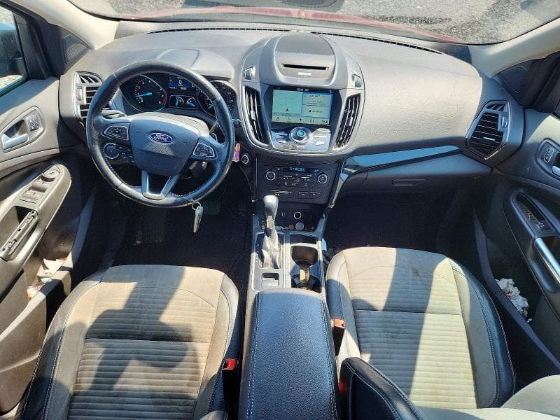 2017 FORD ESCAPE TITANIUM 8