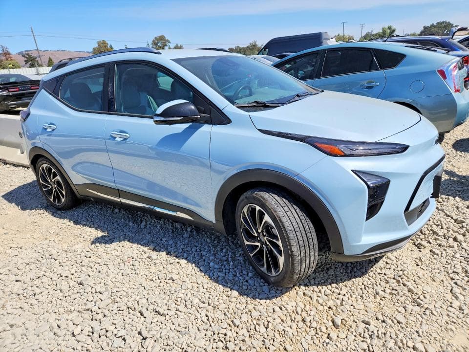 2023 CHEVROLET BOLT EUV PREMIER 4