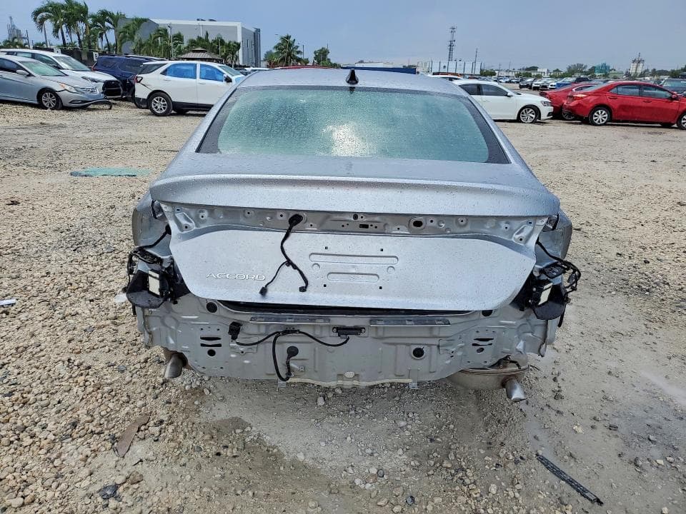 2025 HONDA ACCORD SE 6
