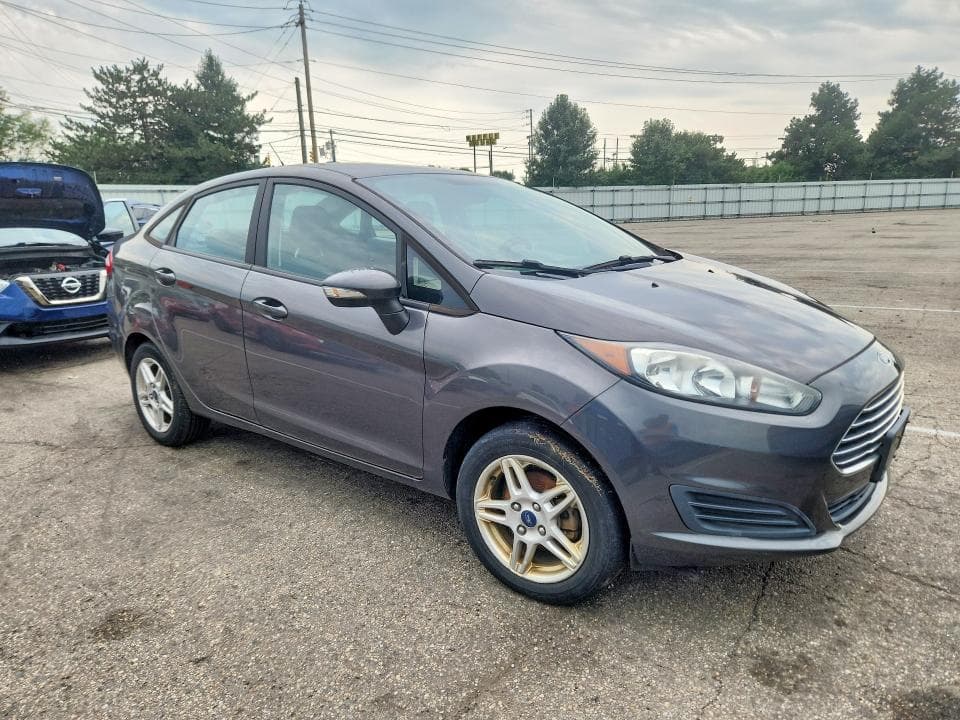2017 FORD FIESTA SE 4