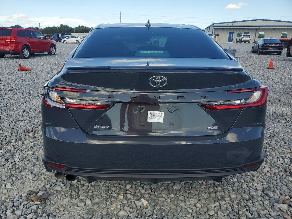 2025 TOYOTA CAMRY SE 6