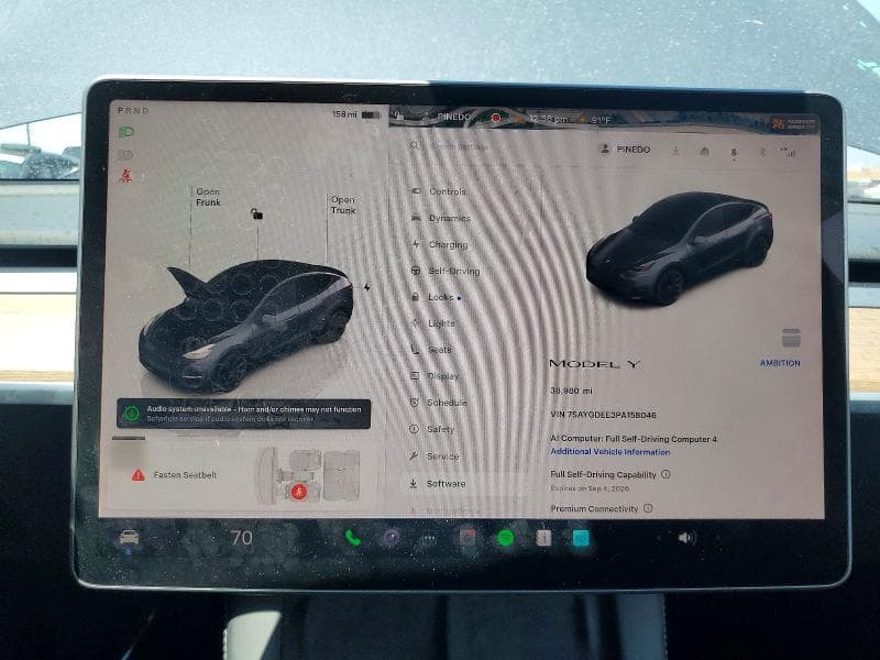 2023 TESLA MODEL Y 9