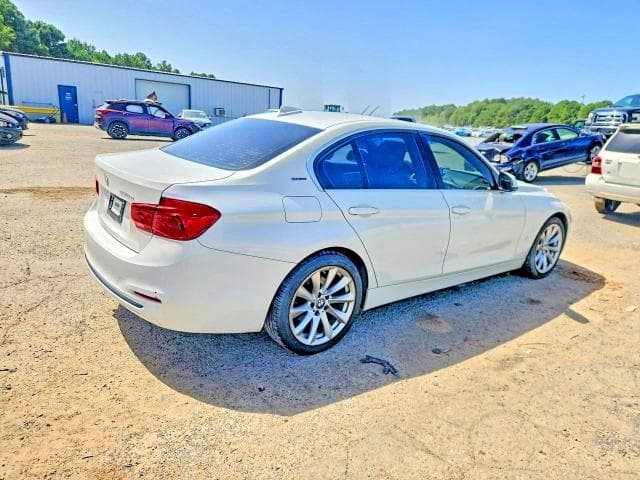2018 BMW 330E 3