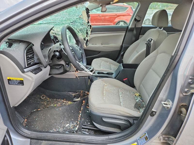 2017 HYUNDAI ELANTRA SE 7
