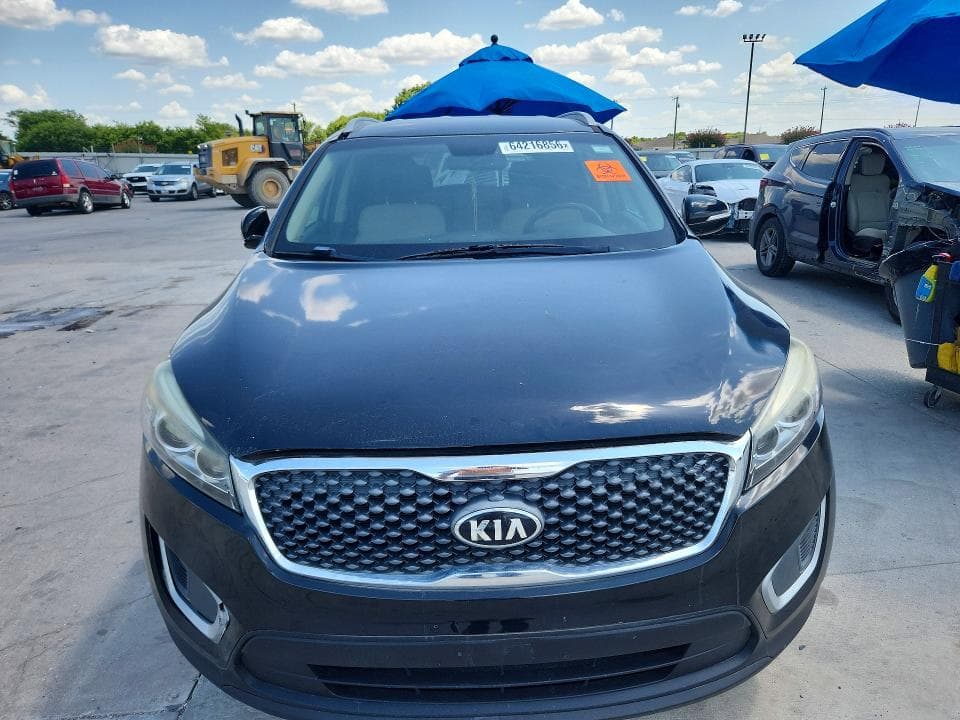 2018 KIA SORENTO LX 5