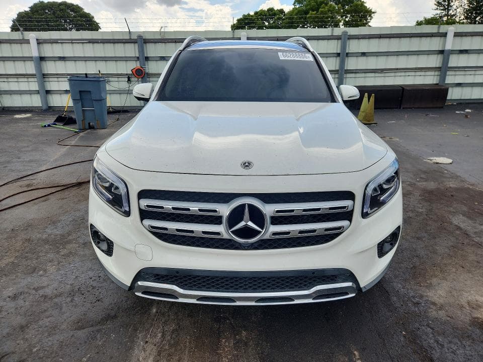 2021 MERCEDES-BENZ GLB 250 5