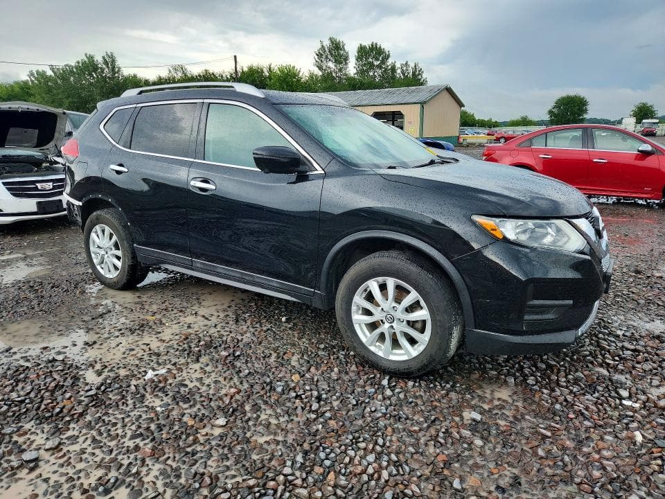 2017 NISSAN ROGUE SV 4