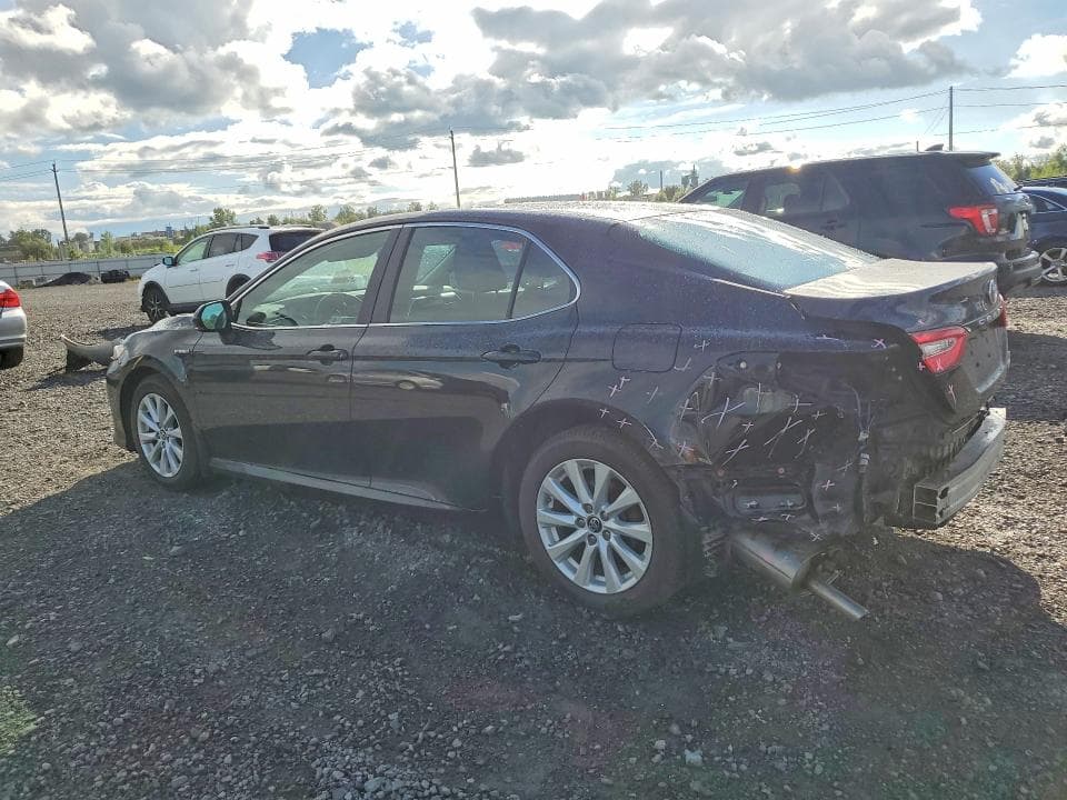 2018 TOYOTA CAMRY LE 2