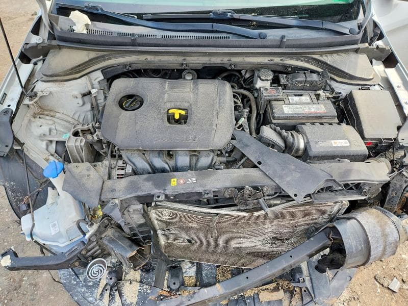 2019 HYUNDAI ELANTRA SE 11