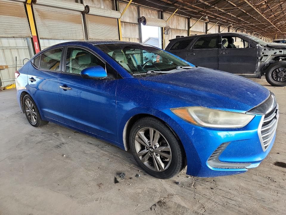 2017 HYUNDAI ELANTRA SE 4