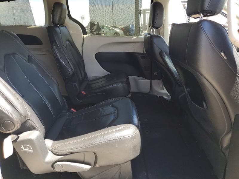 2017 CHRYSLER PACIFICA TOURING L 11