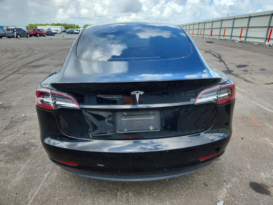 2023 TESLA MODEL 3 6