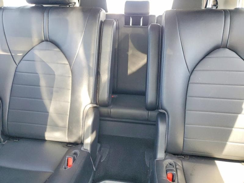 2022 TOYOTA HIGHLANDER XLE 10