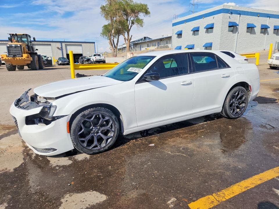 2019 CHRYSLER 300 TOURING - 1