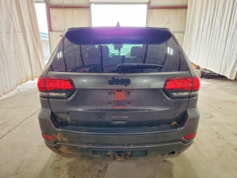 2020 JEEP GRAND CHEROKEE LAREDO 6