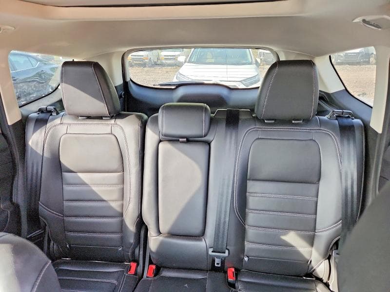 2017 FORD ESCAPE TITANIUM 10