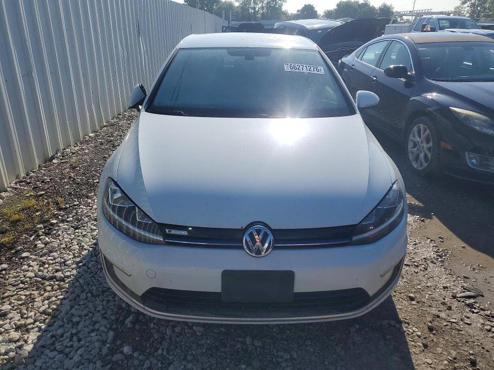 2017 VOLKSWAGEN E-GOLF SE 5