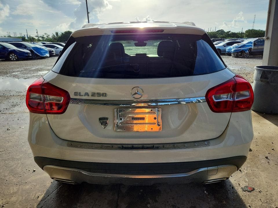 2018 MERCEDES-BENZ GLA 250 6