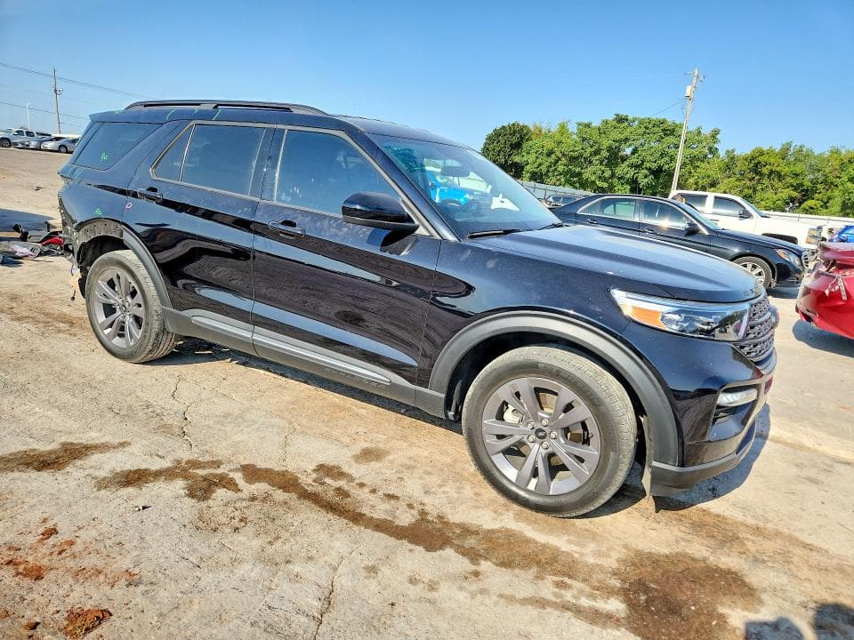 2023 FORD EXPLORER XLT 4