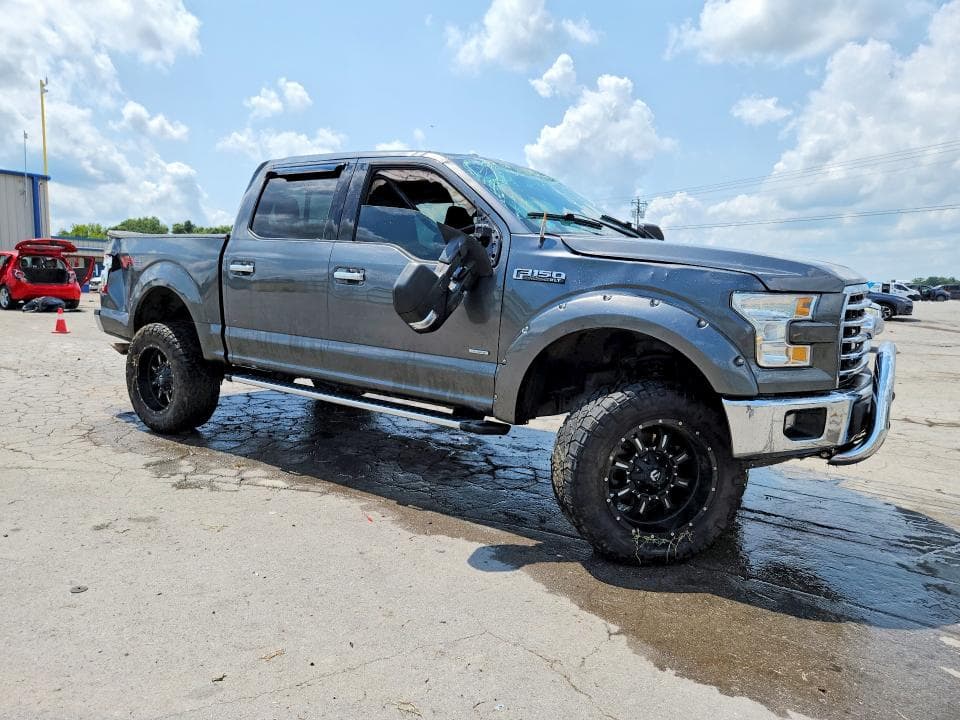 2017 FORD F150 SUPERCREW 4
