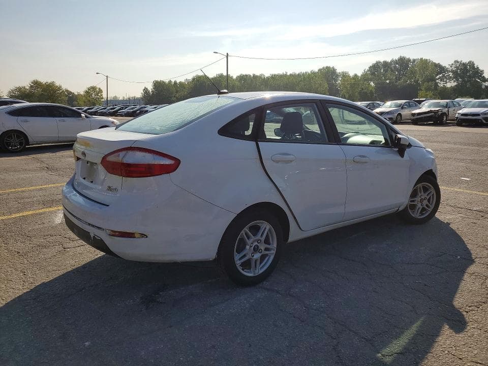 2017 FORD FIESTA SE 3