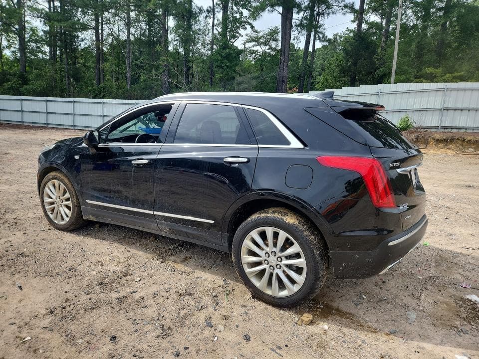2019 CADILLAC XT5 PLATINUM 2