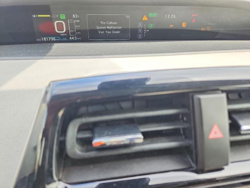 2017 TOYOTA PRIUS TWO 9