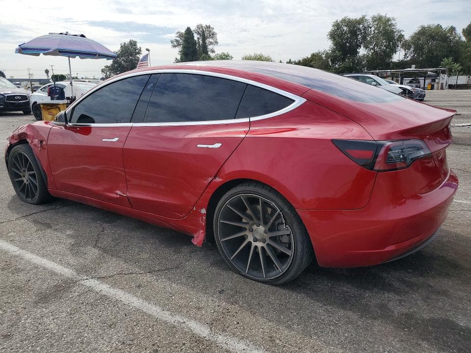 2018 TESLA MODEL 3 2
