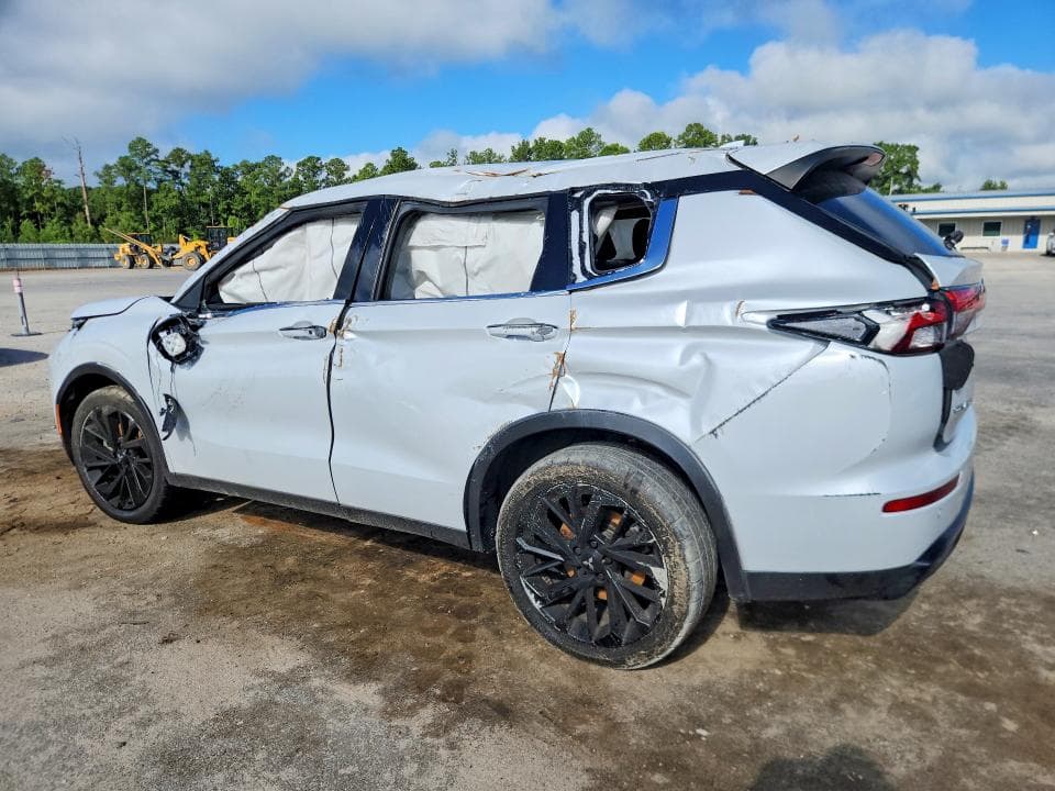 2023 MITSUBISHI OUTLANDER SE 2