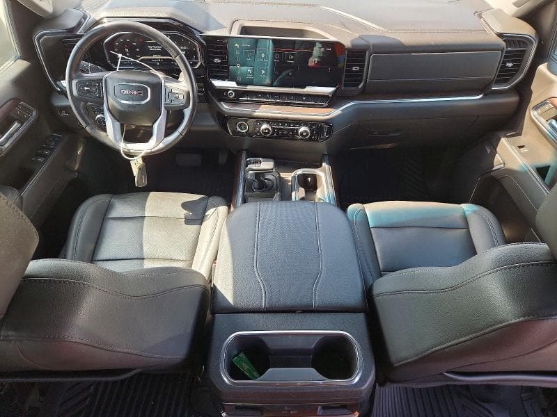 2023 GMC SIERRA C1500 SLT 8