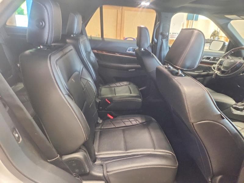 2019 FORD EXPLORER PLATINUM 11