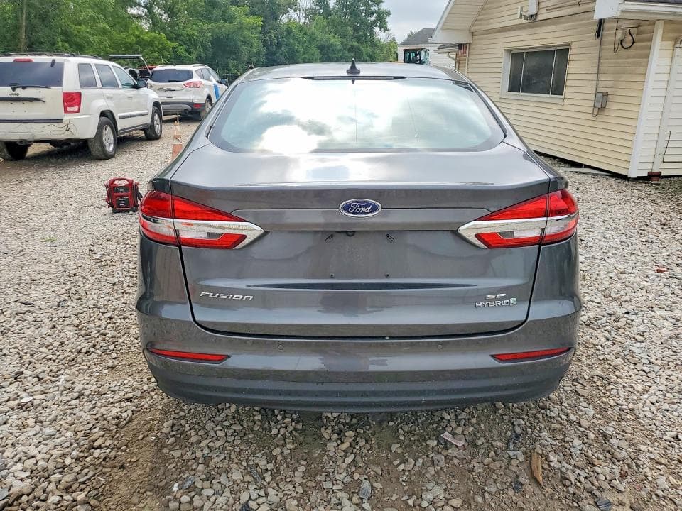 2019 FORD FUSION SE 6