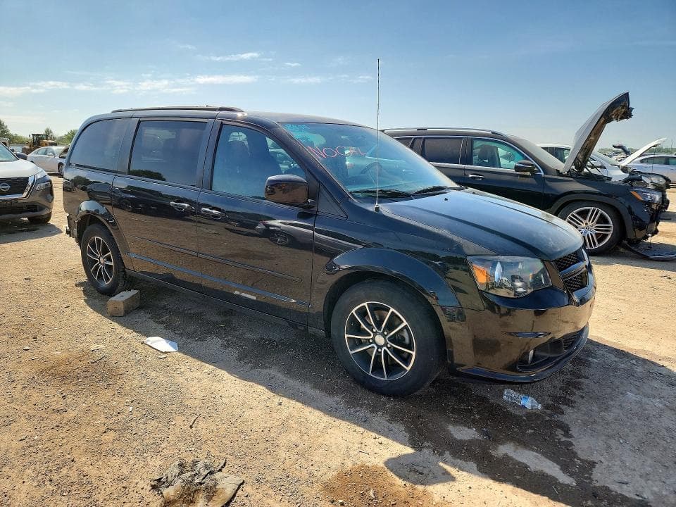 2017 DODGE GRAND CARAVAN GT 4