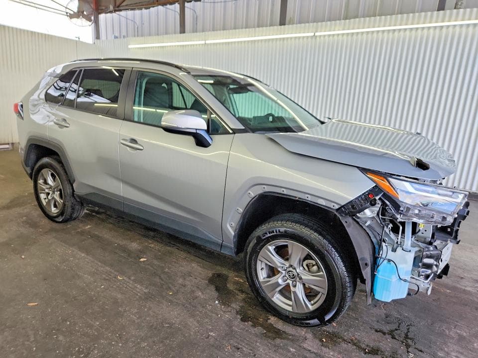 2024 TOYOTA RAV4 XLE 4