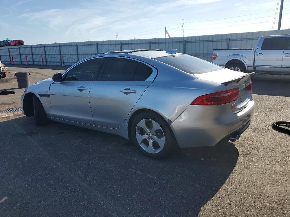 2017 JAGUAR XE 2