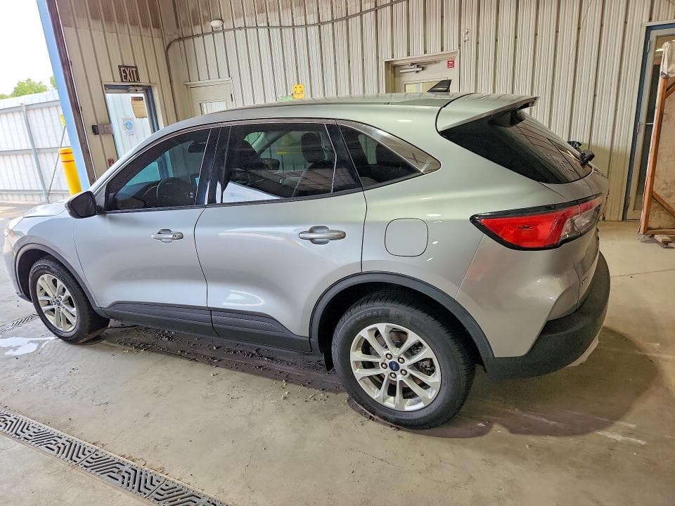 2021 FORD ESCAPE SE 2