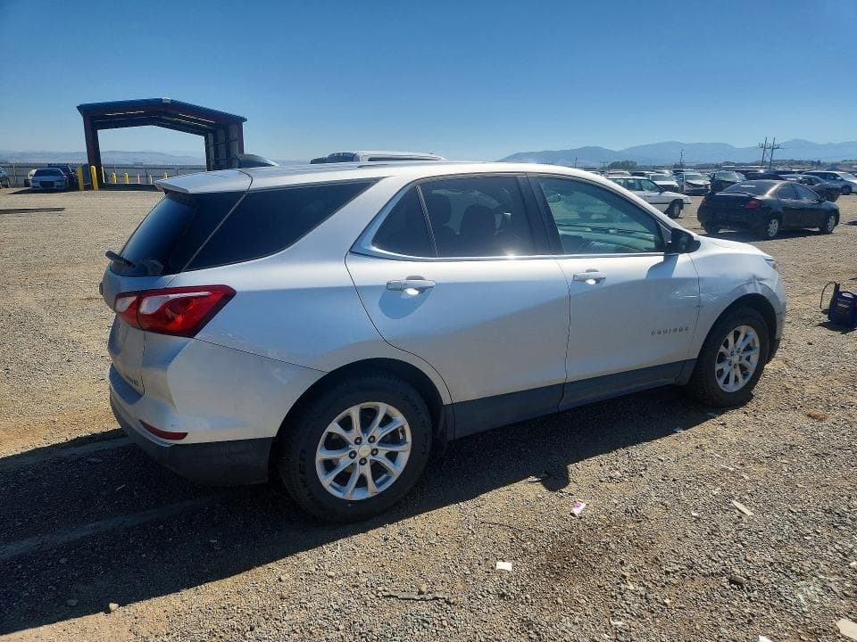 2018 CHEVROLET EQUINOX LT 3