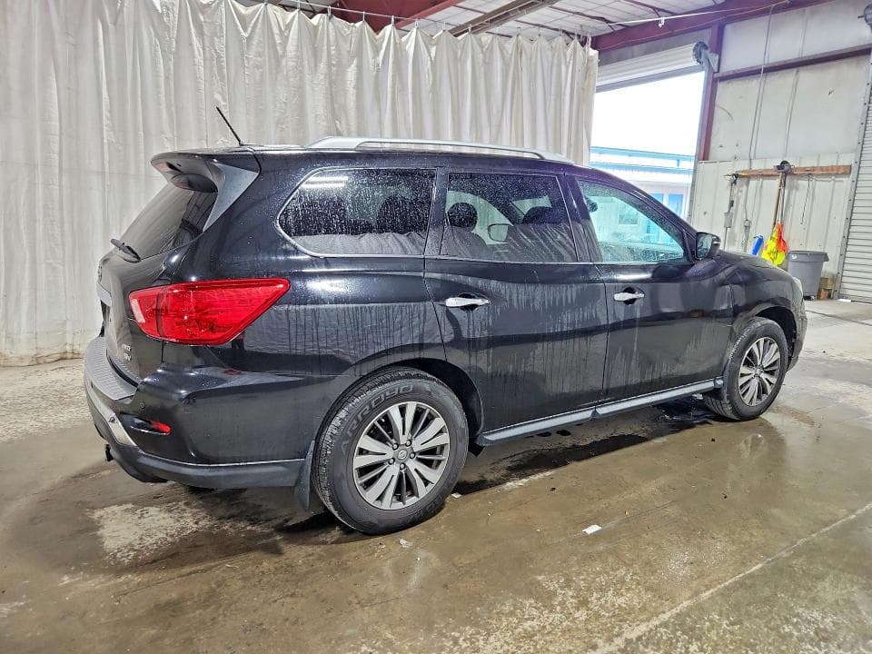 2018 NISSAN PATHFINDER SV 3